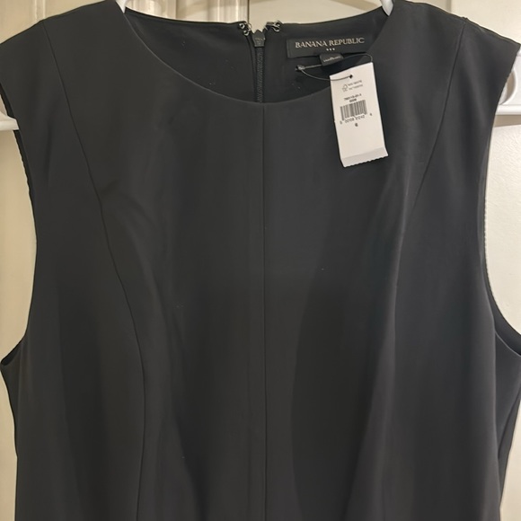 BANANA REPUBLIC BLACK SHEETH DRESS. NEW WITH TAGS. - Picture 5 of 5
